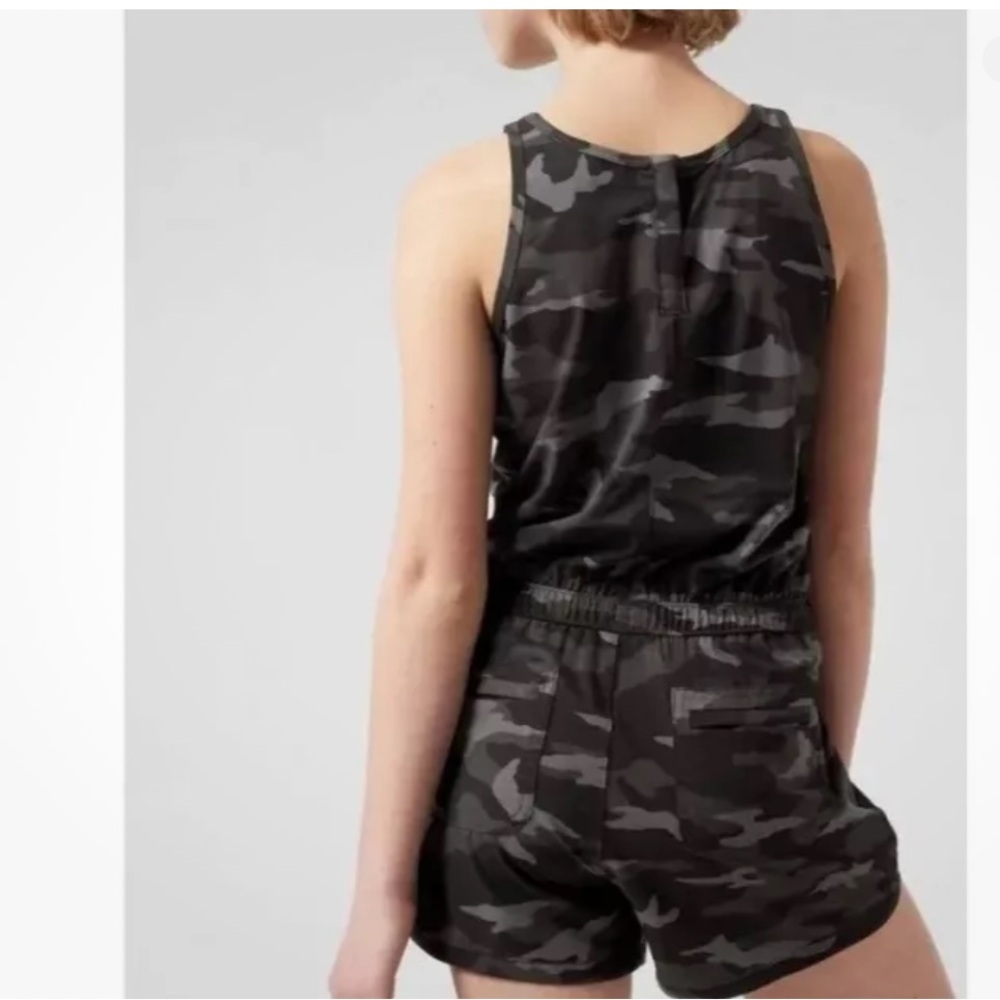 Athleta girl camo romper, size medium (8/10) - Picture 3 of 10